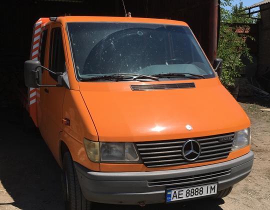 Пневмопідвіска на Mercedes Sprinter евакуатор pnevmopidviska.com.ua