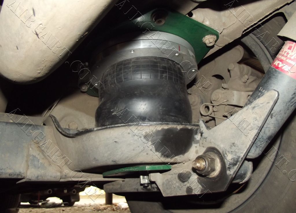 Пневмопідвіска на Opel Vivaro pnevmopidviska.com.ua