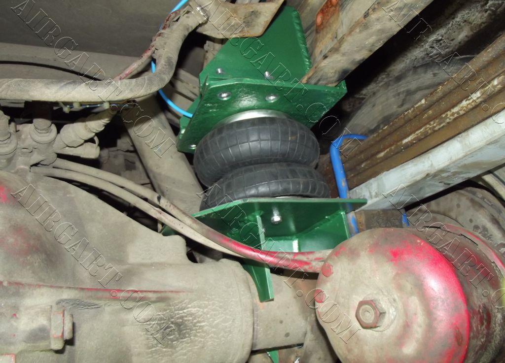 Пневмопідвіска на Mercedes-Benz 814 pnevmopidviska.com.ua