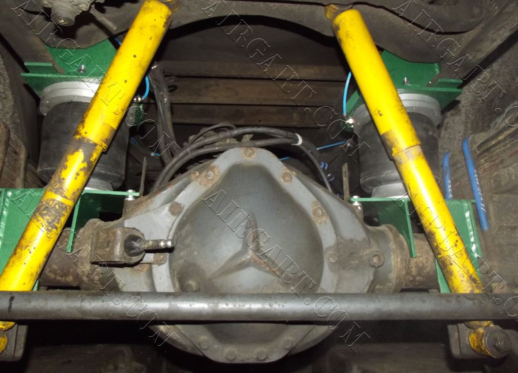 Пневмопідвіска на Mercedes Benz 814 pnevmopidviska.com.ua