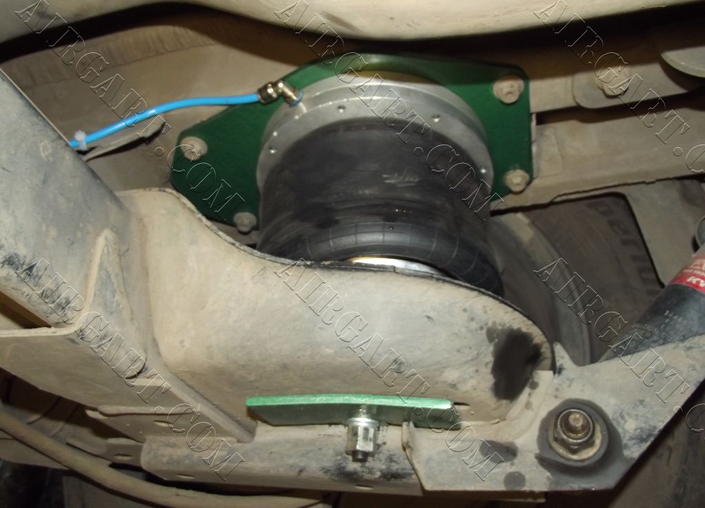 Пневмопідвіска на Opel Vivaro pnevmopidviska.com.ua