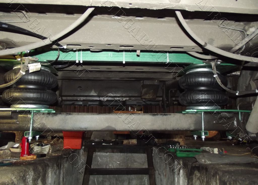 Пневмопідвіска на Renault Master 3 2013р. pnevmopidviska.com.ua