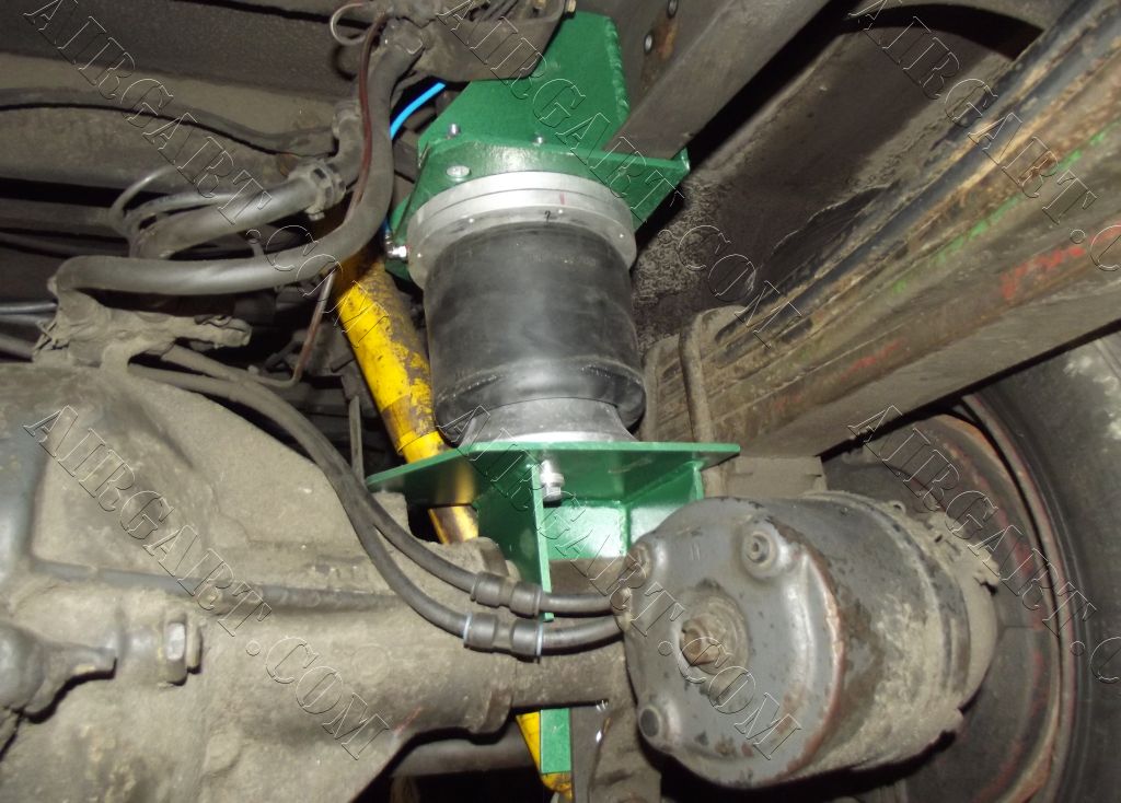 Пневмопідвіска на Mercedes Benz 814 pnevmopidviska.com.ua