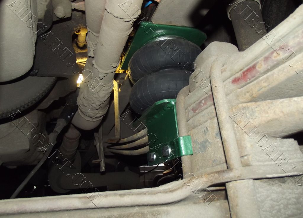 Пневмопідвіска на Mercedes-Benz 814 pnevmopidviska.com.ua