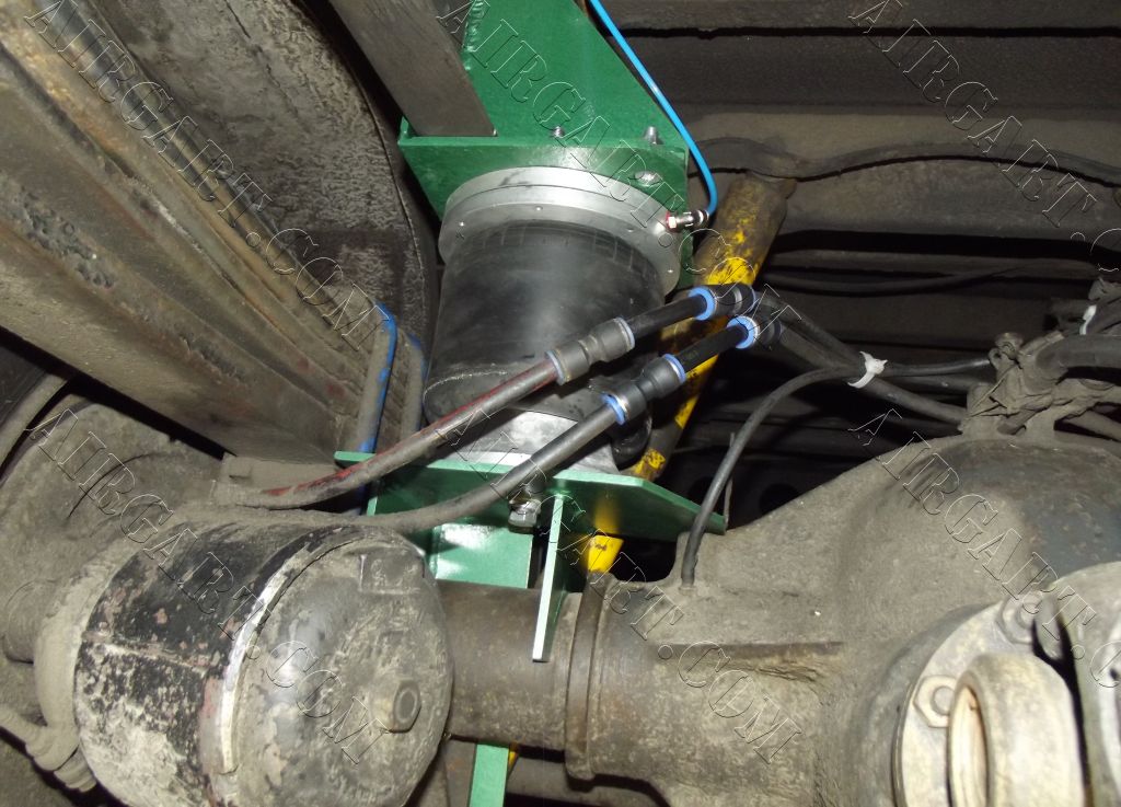 Пневмопідвіска на Mercedes Benz 814 pnevmopidviska.com.ua