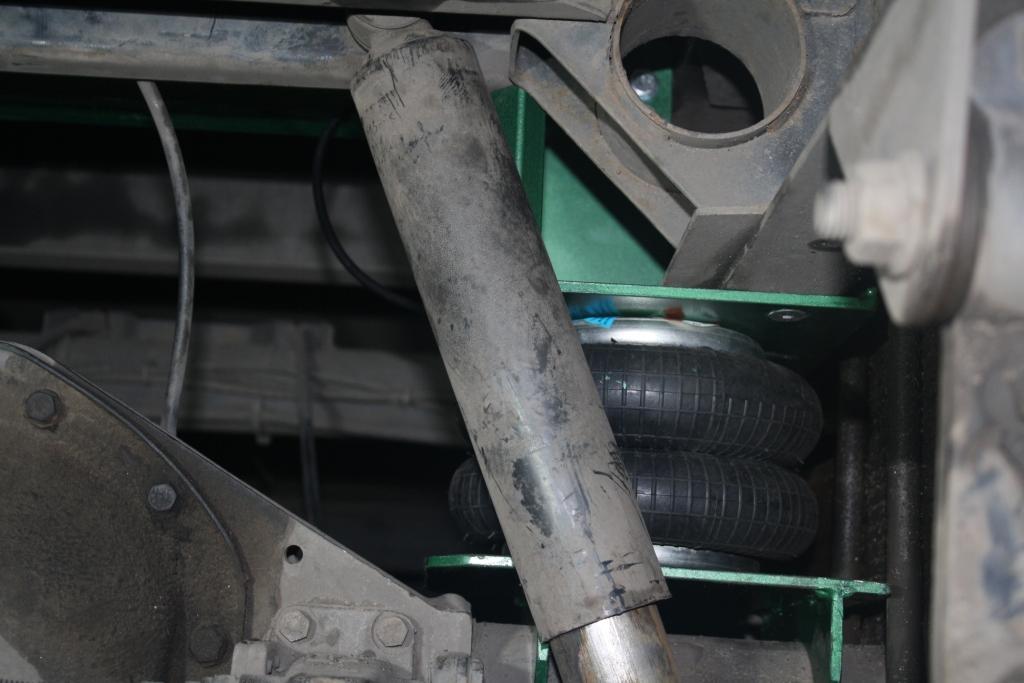 Пневмопідвіска на Івеко Делі 72-150